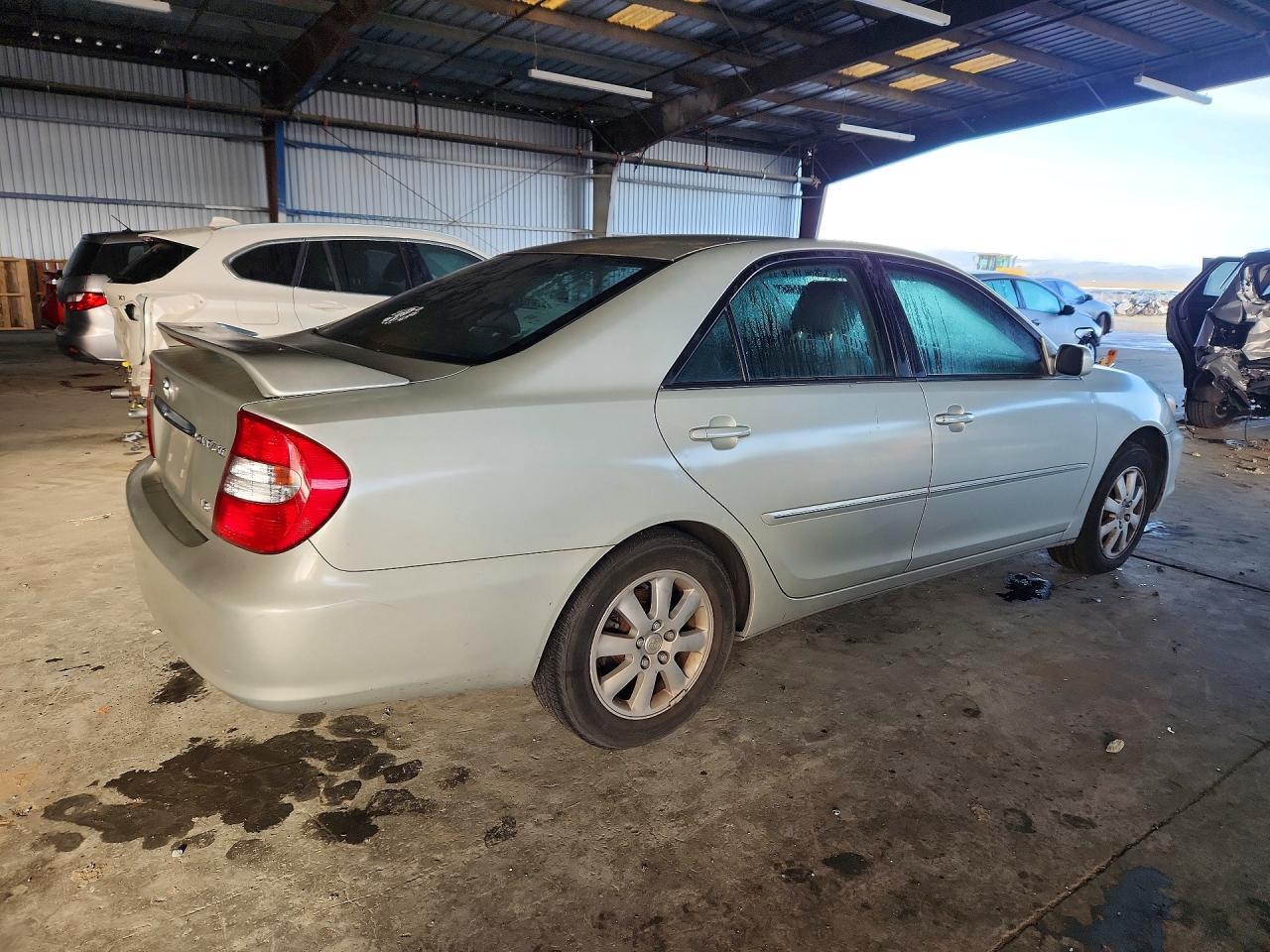 2003 Toyota Camry Le - Фото 3