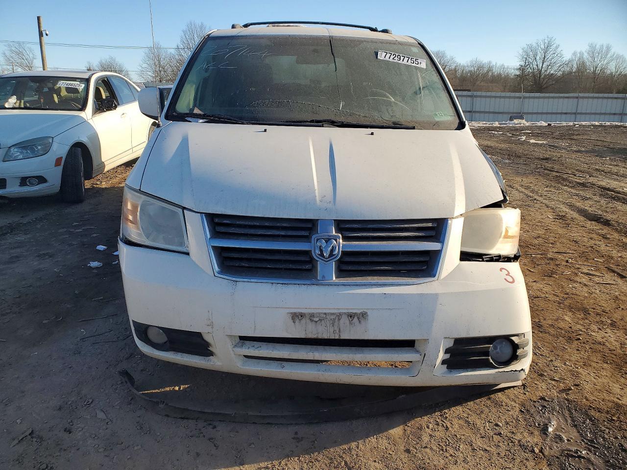 2010 Dodge Grand Caravan Sxt - Image 5