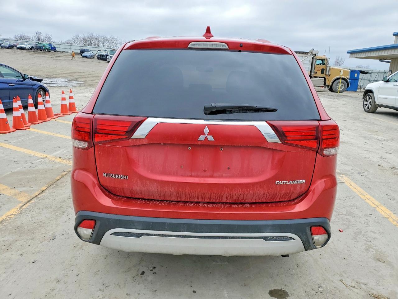 2019 Mitsubishi Outlander Es - Image 6