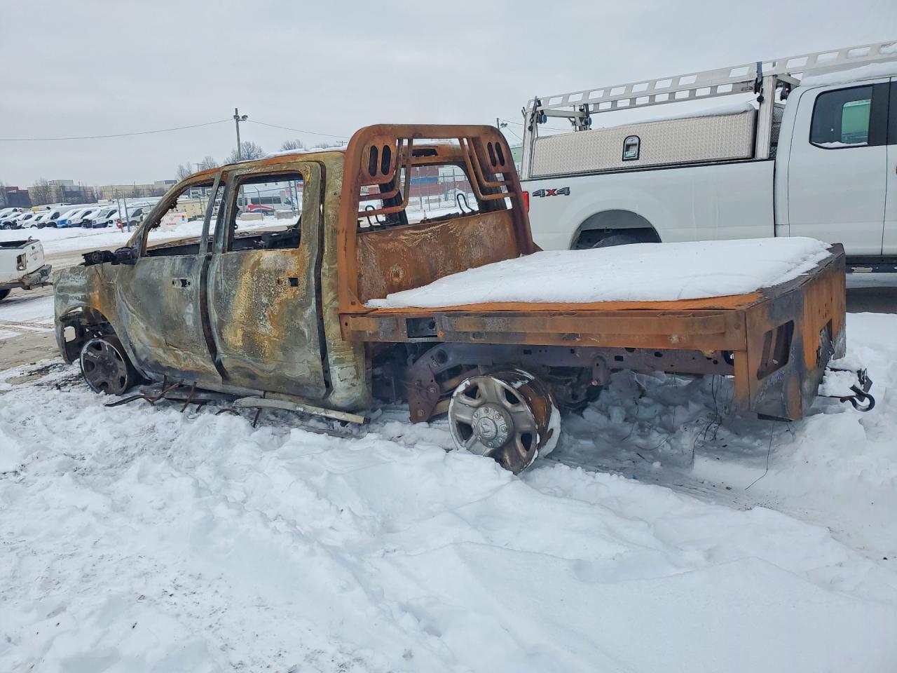 2024 Ram 2500 Flatbed Truck - Фото 2