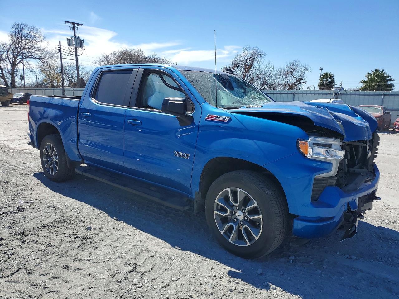 2022 Chevrolet Silverado K1500 Rst - Image 4