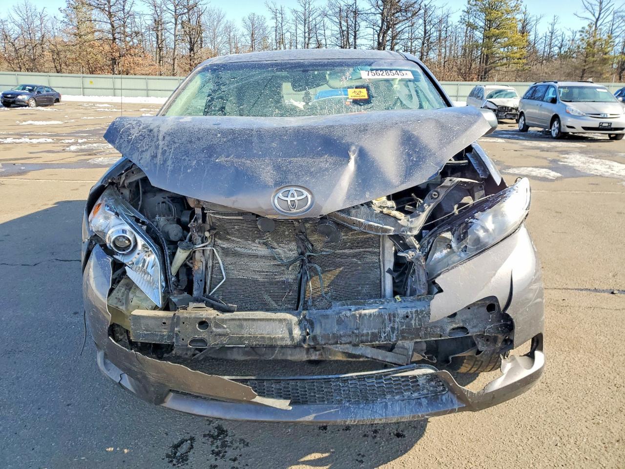 2011 Toyota Sienna Le - Фото 5