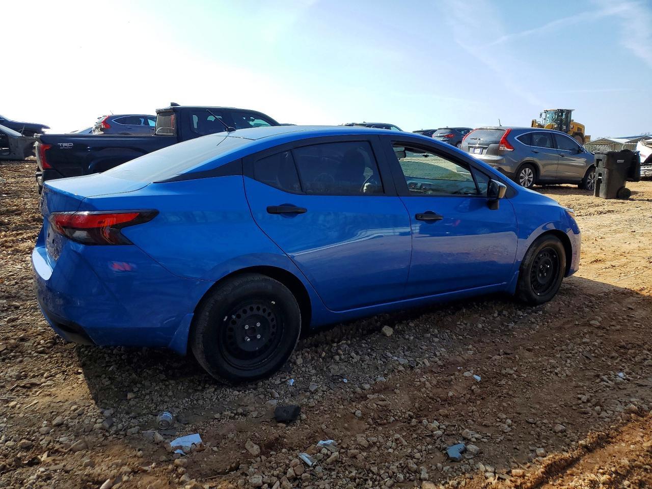 2024 Nissan Versa S - Фото 3