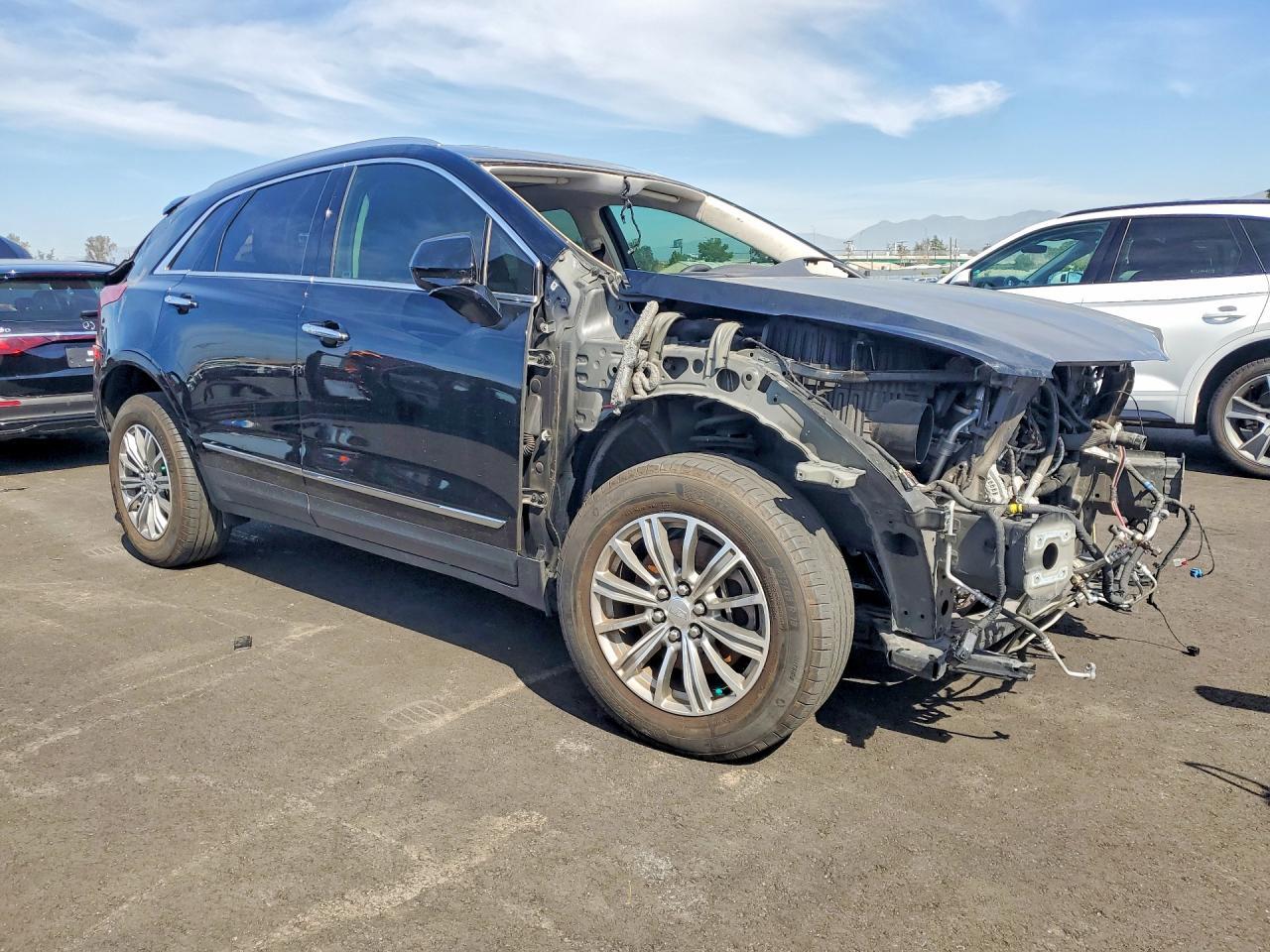 2017 Cadillac Xt5 Luxury - Фото 4