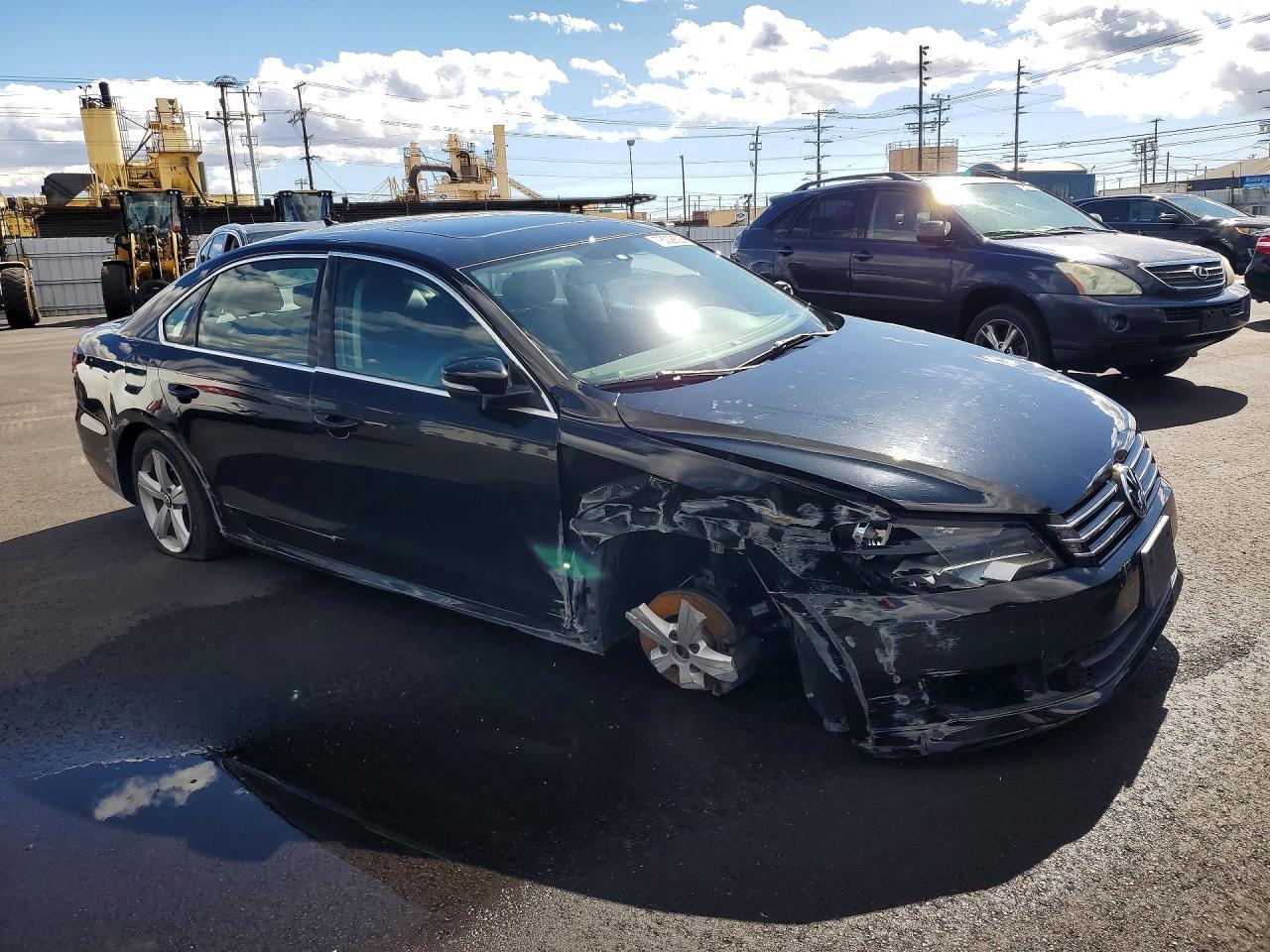 2013 Volkswagen Passat Se - Image 4