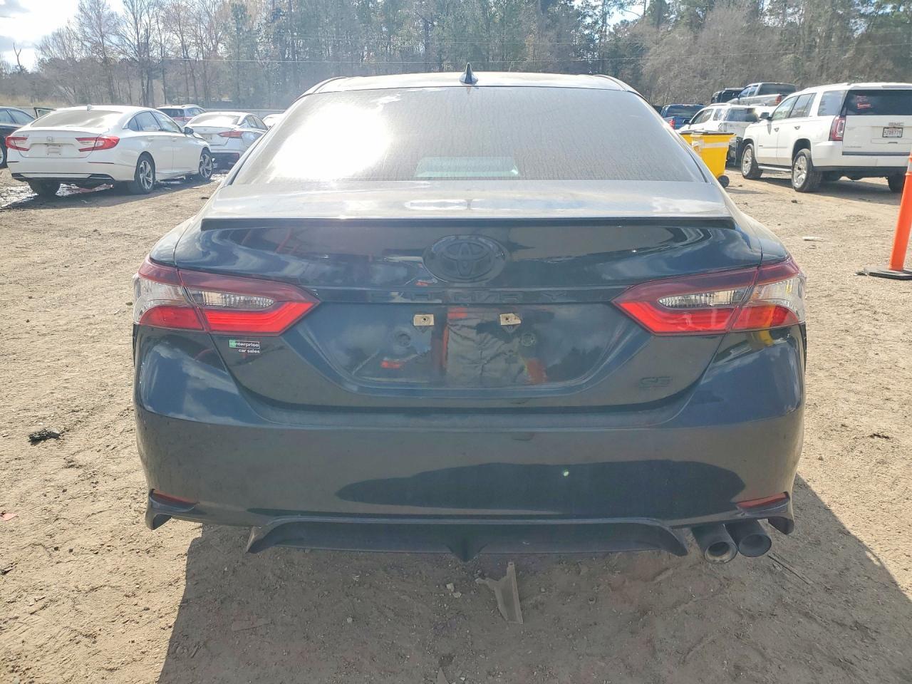 2023 Toyota Camry Se - Image 6