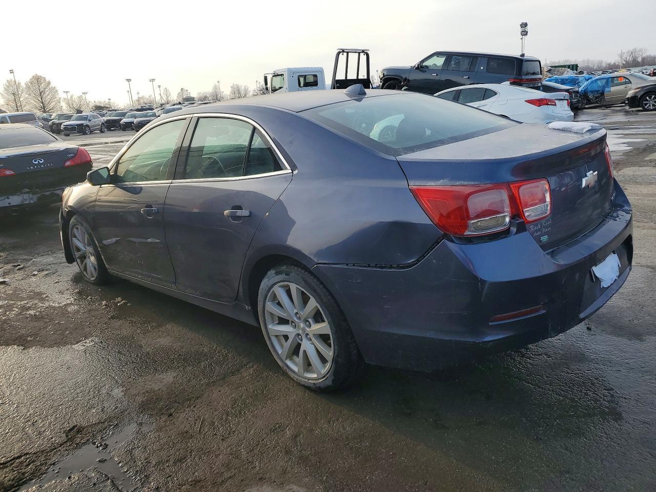 2014 Chevrolet Malibu 2Lt - Image 2