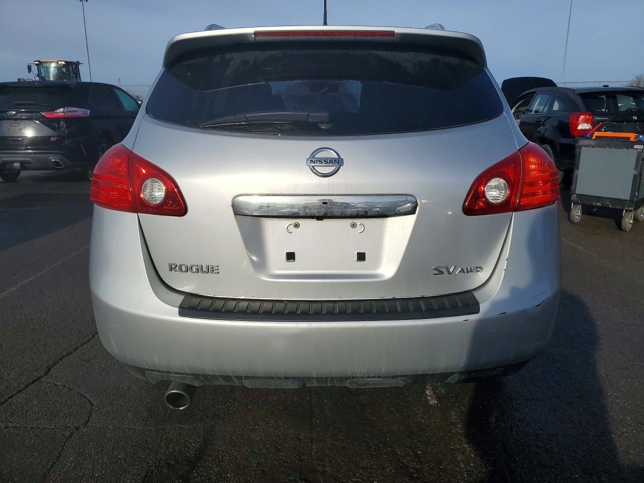 2013 Nissan Rogue S - Фото 6