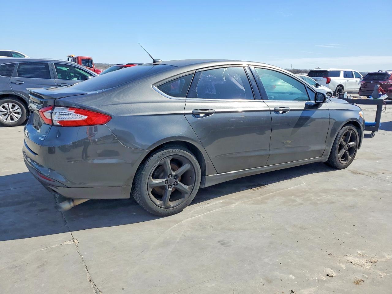 2016 Ford Fusion Spo - Image 3