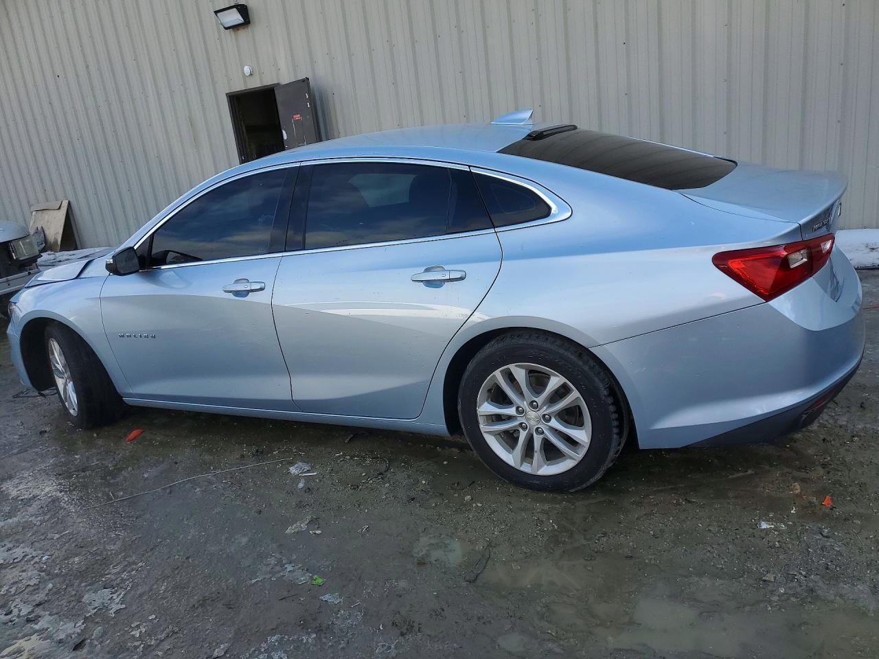 2017 Chevrolet Malibu Lt - Фото 2