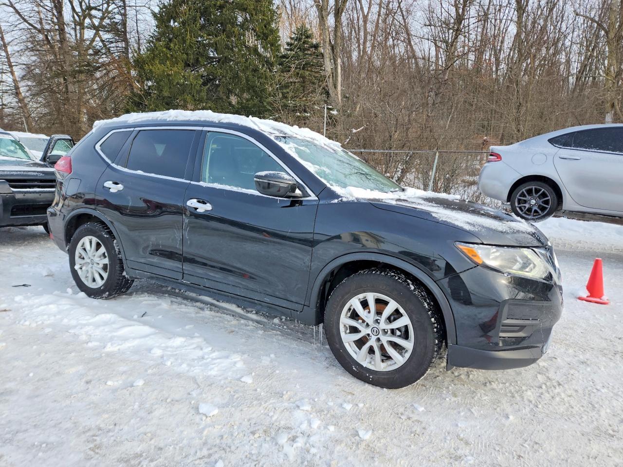 2020 Niss Rogue S - Фото 4