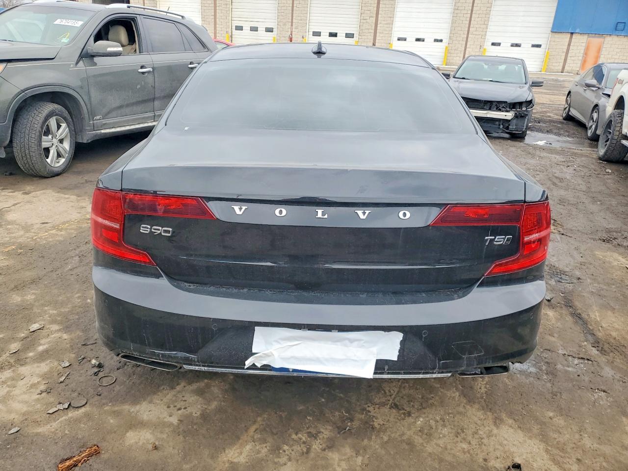 2018 Volvo S90 T5 Momentum - Фото 6