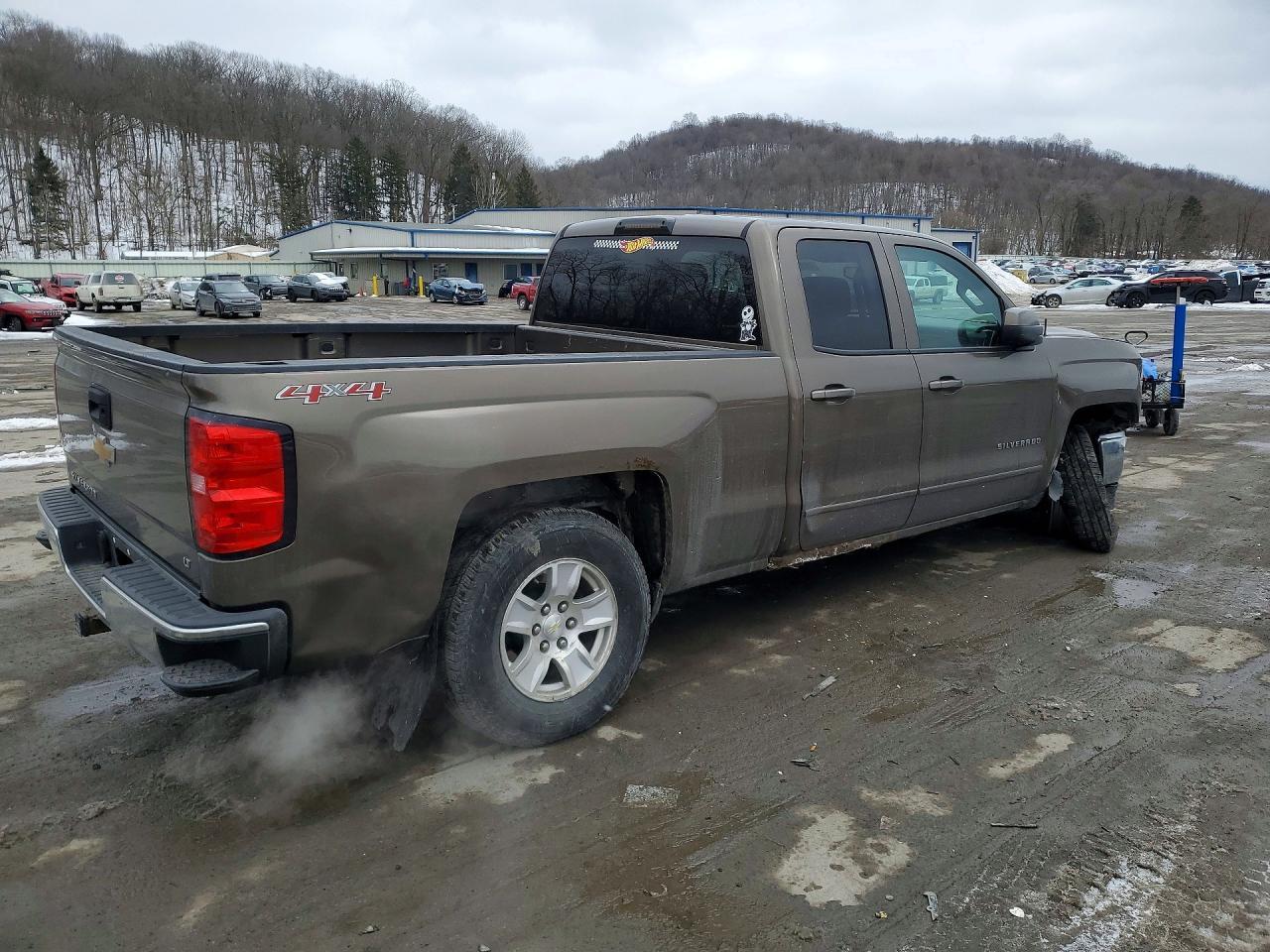 2015 Chevrolet Silverado K1500 Lt - Image 3