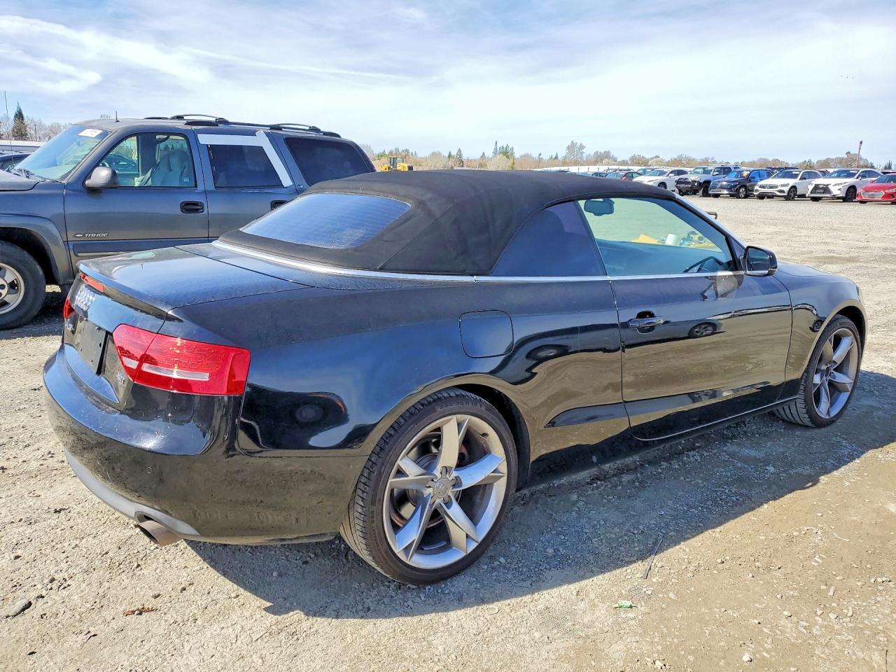 2011 Audi A5 Premium Plus - Image 3