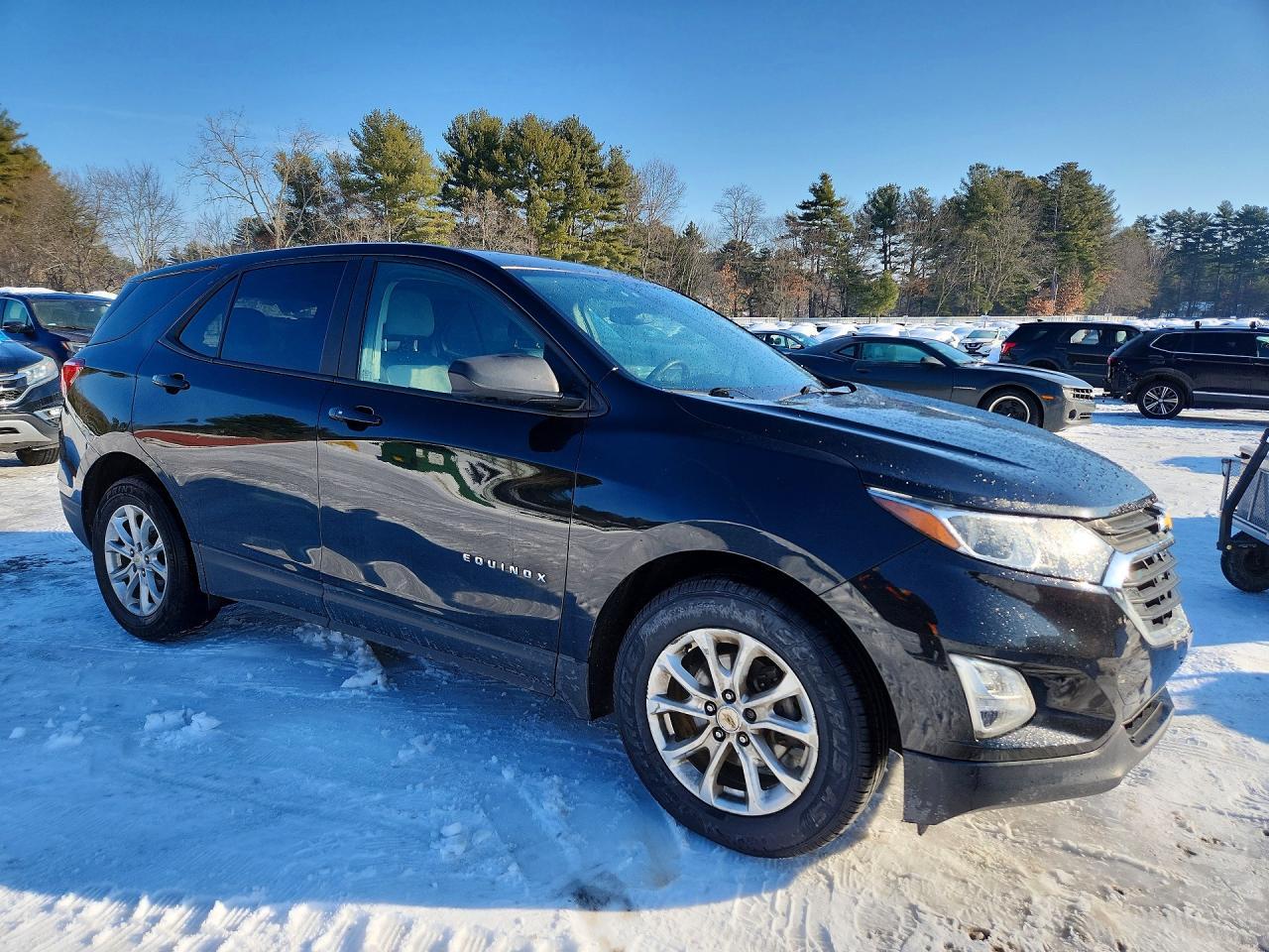 2020 Chevrolet Equinox Ls - Image 4