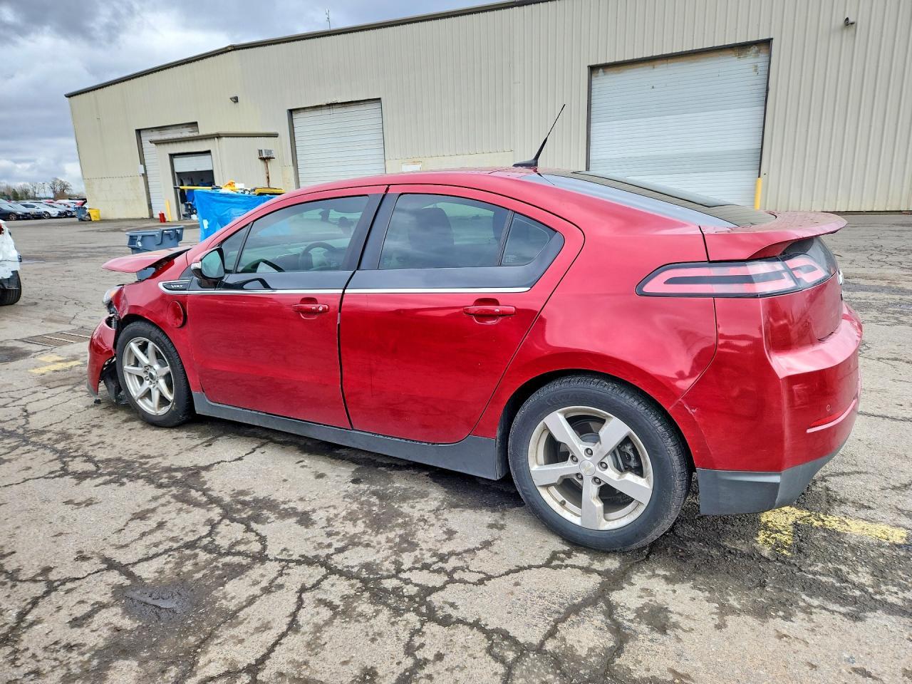 2013 Chevrolet Volt - Фото 2