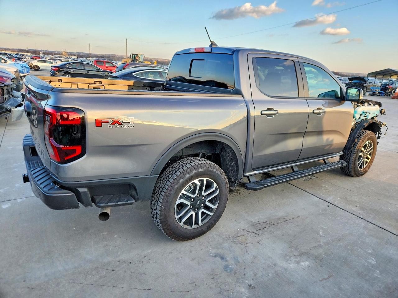 2025 Ford Ranger Lariat - Image 3