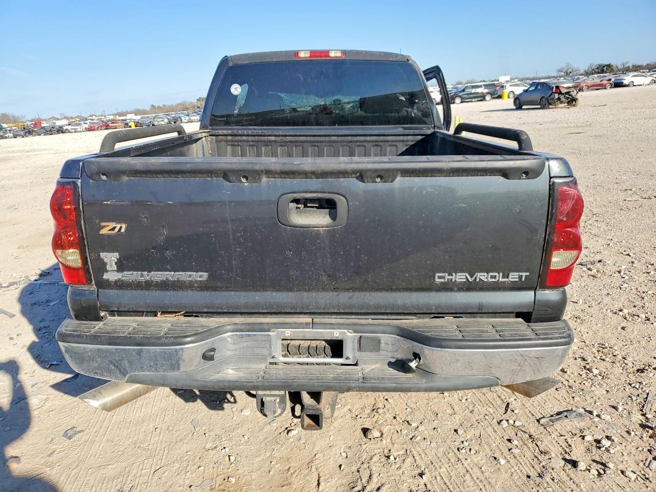 2004 Chevrolet Silverado K1500 - Image 6