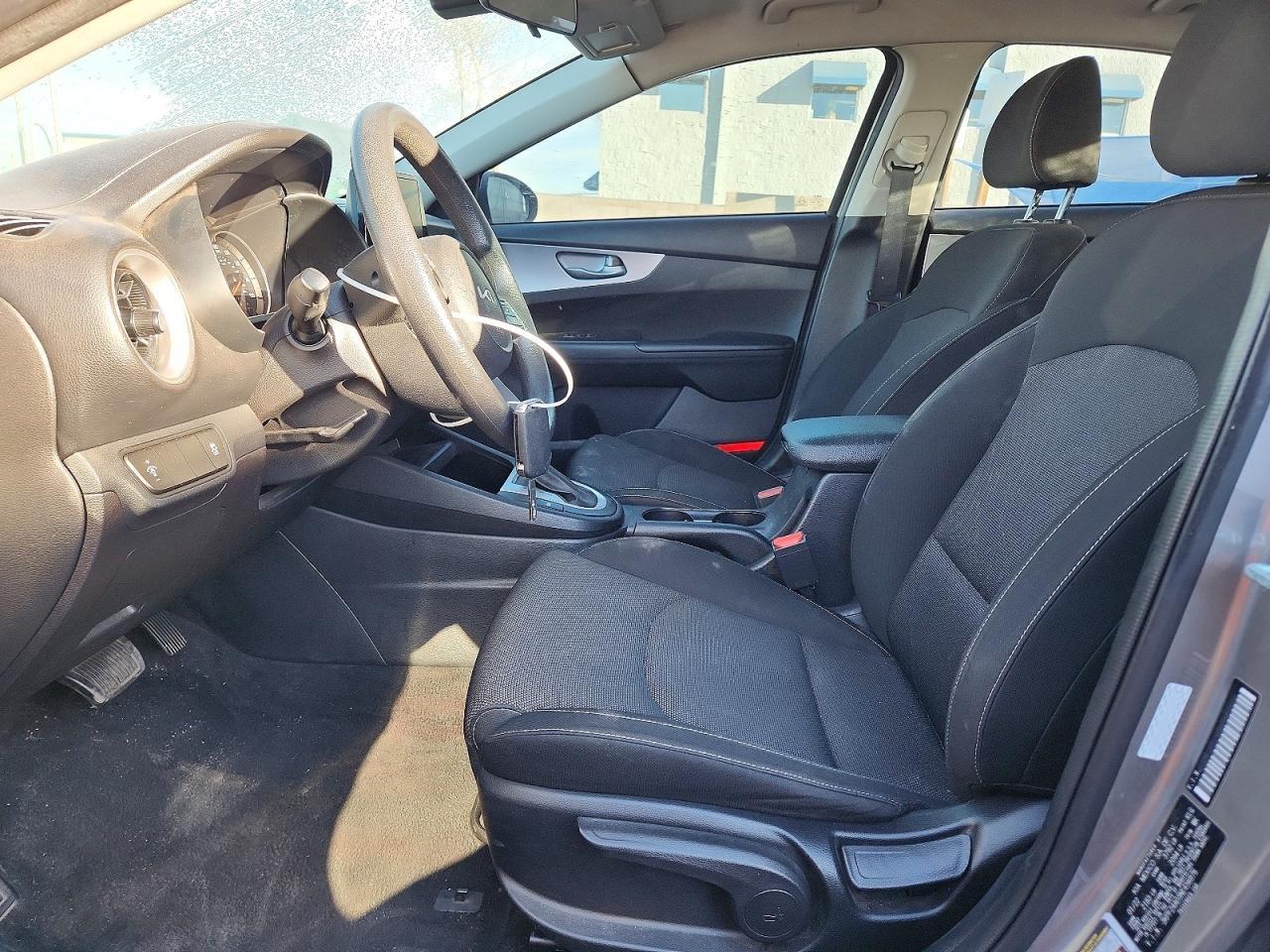 2022 Kia Forte Fe - Фото 7
