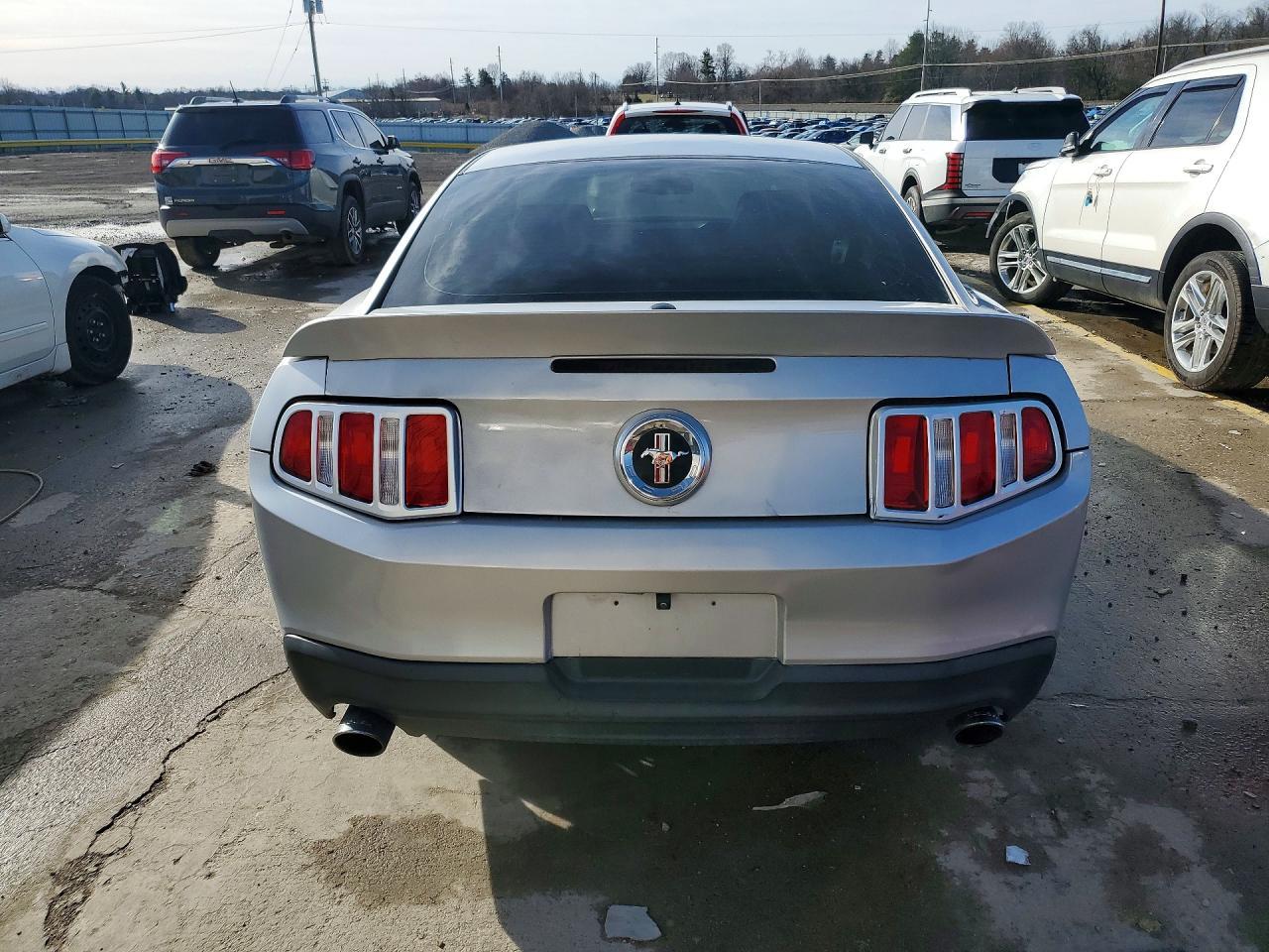 2012 Ford Mustang - Фото 6