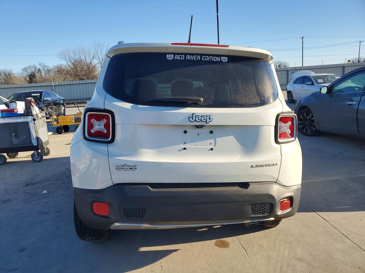 2016 Jeep Renegade Limited - Фото 6