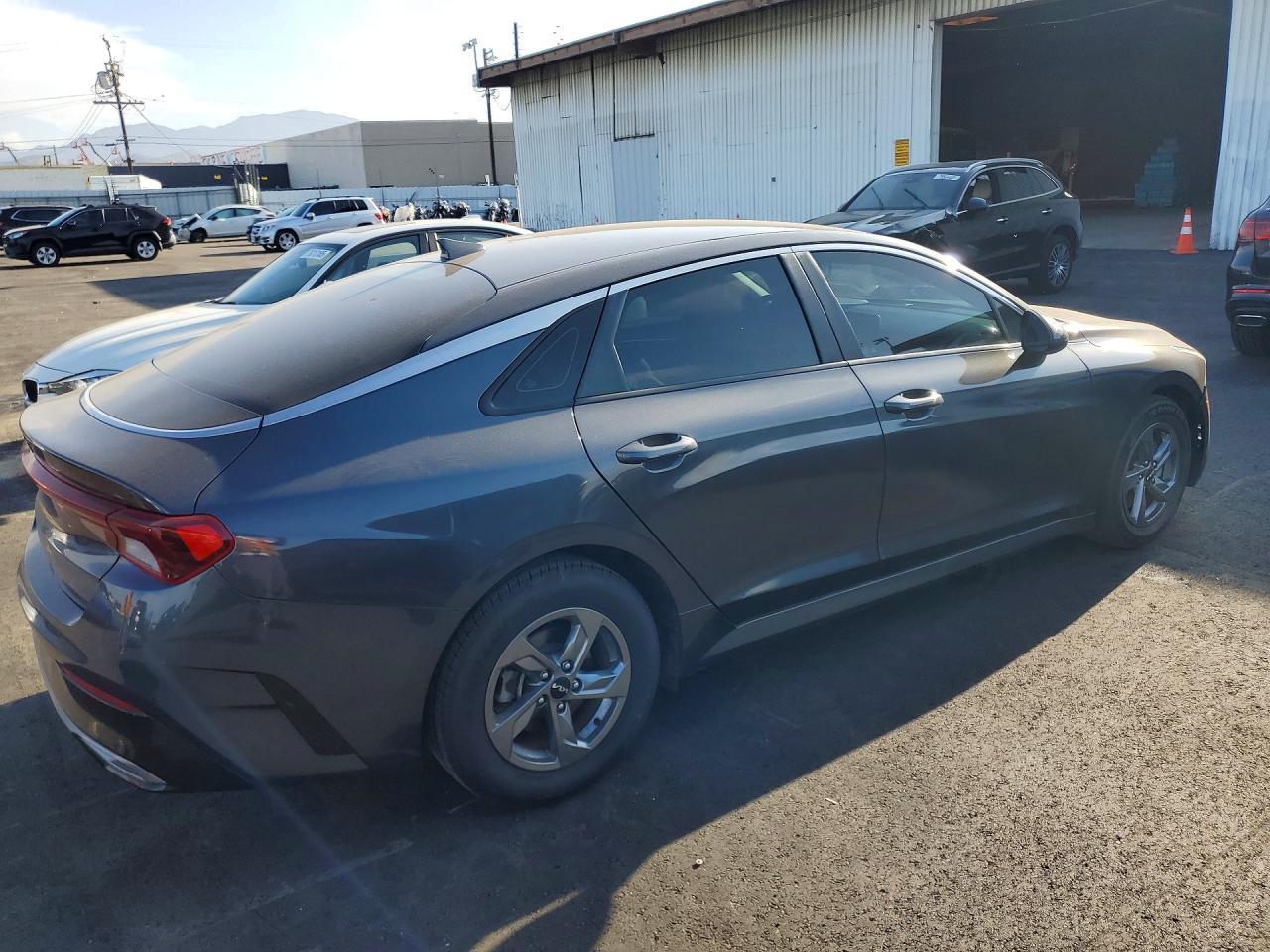 2022 Kia K5 Lxs - Фото 3