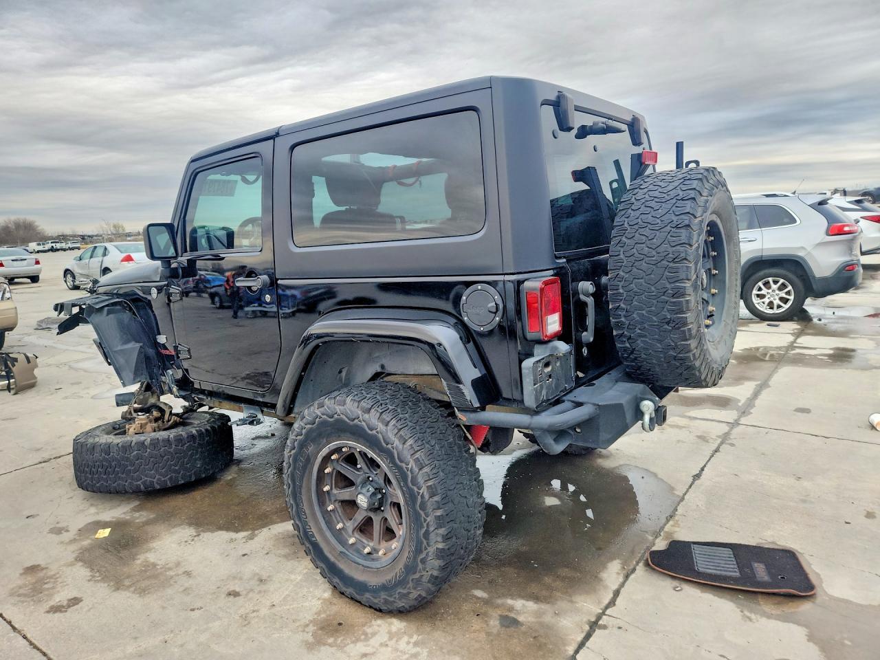 2011 Jeep Wrangler Jeep 70Th Anniversary - Фото 2