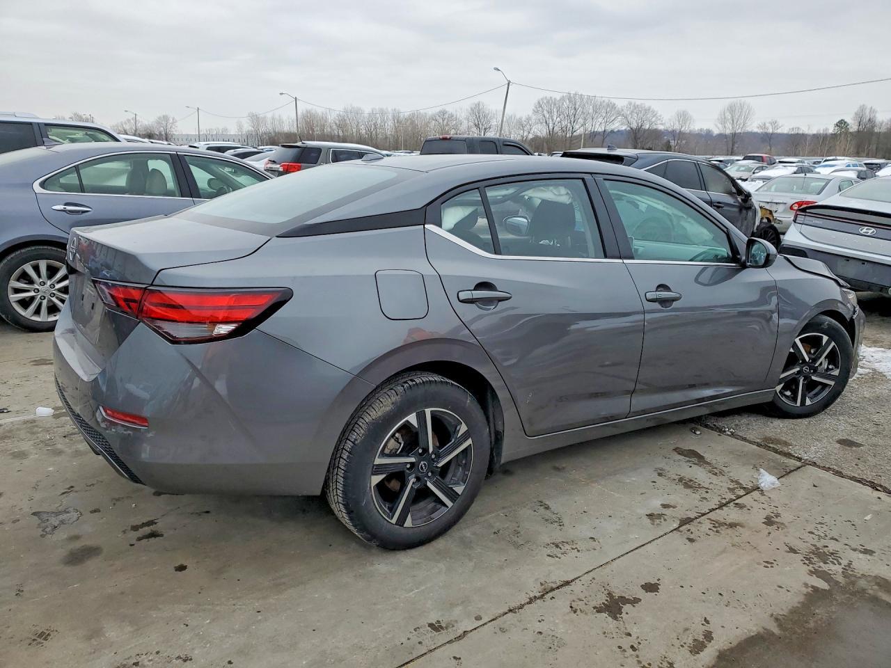 2025 Nissan Sentra Sv - Image 3