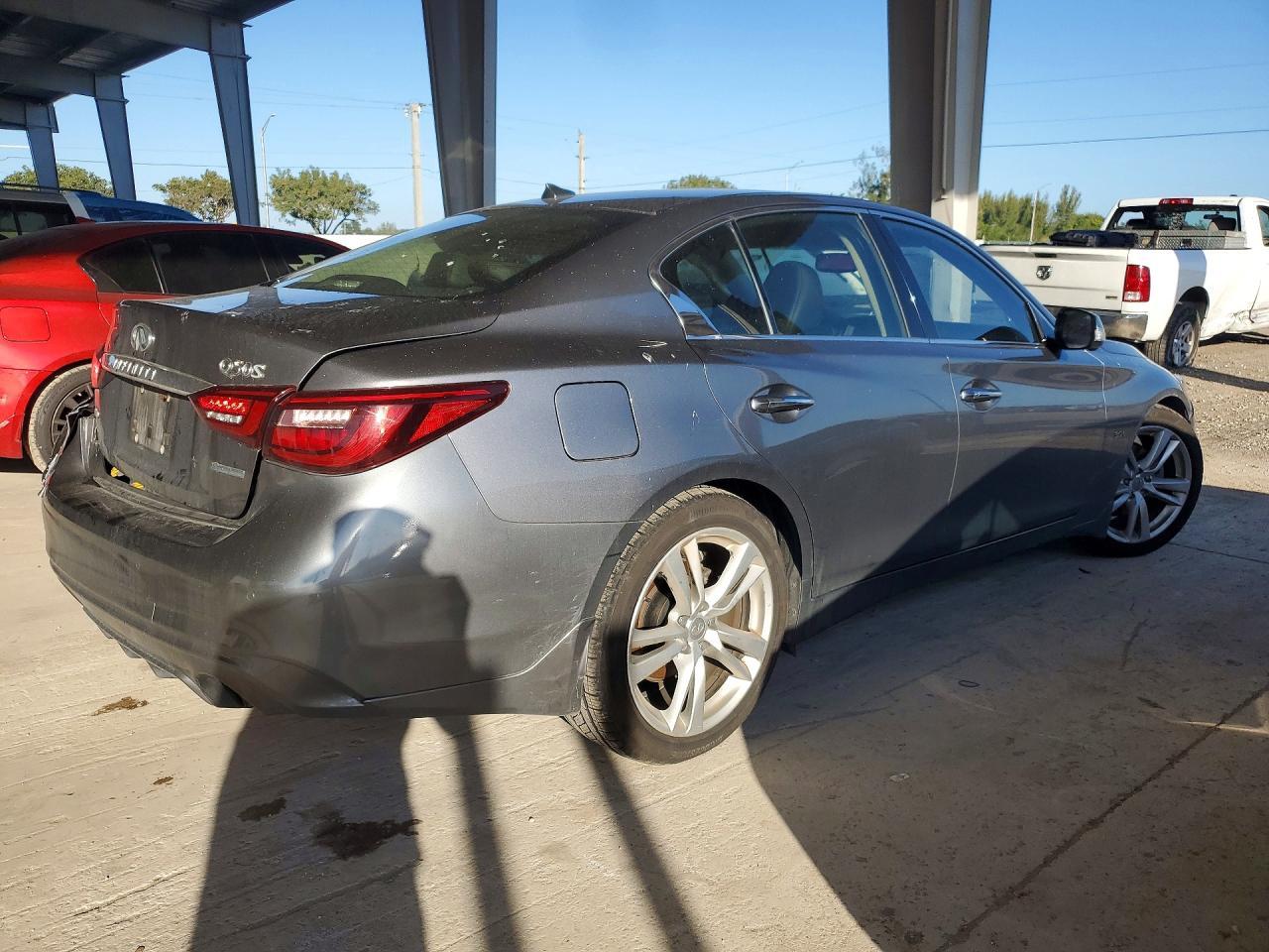 2019 Infiniti Q50 3.0T Signature Edition - Фото 3