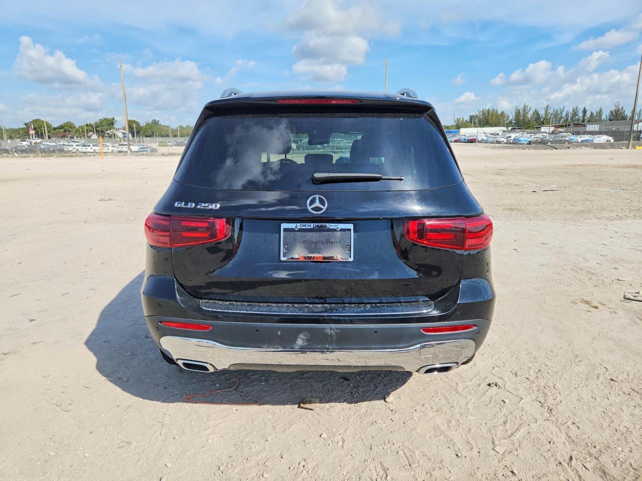 2024 Mercedes-Benz Glb 250 - Фото 6
