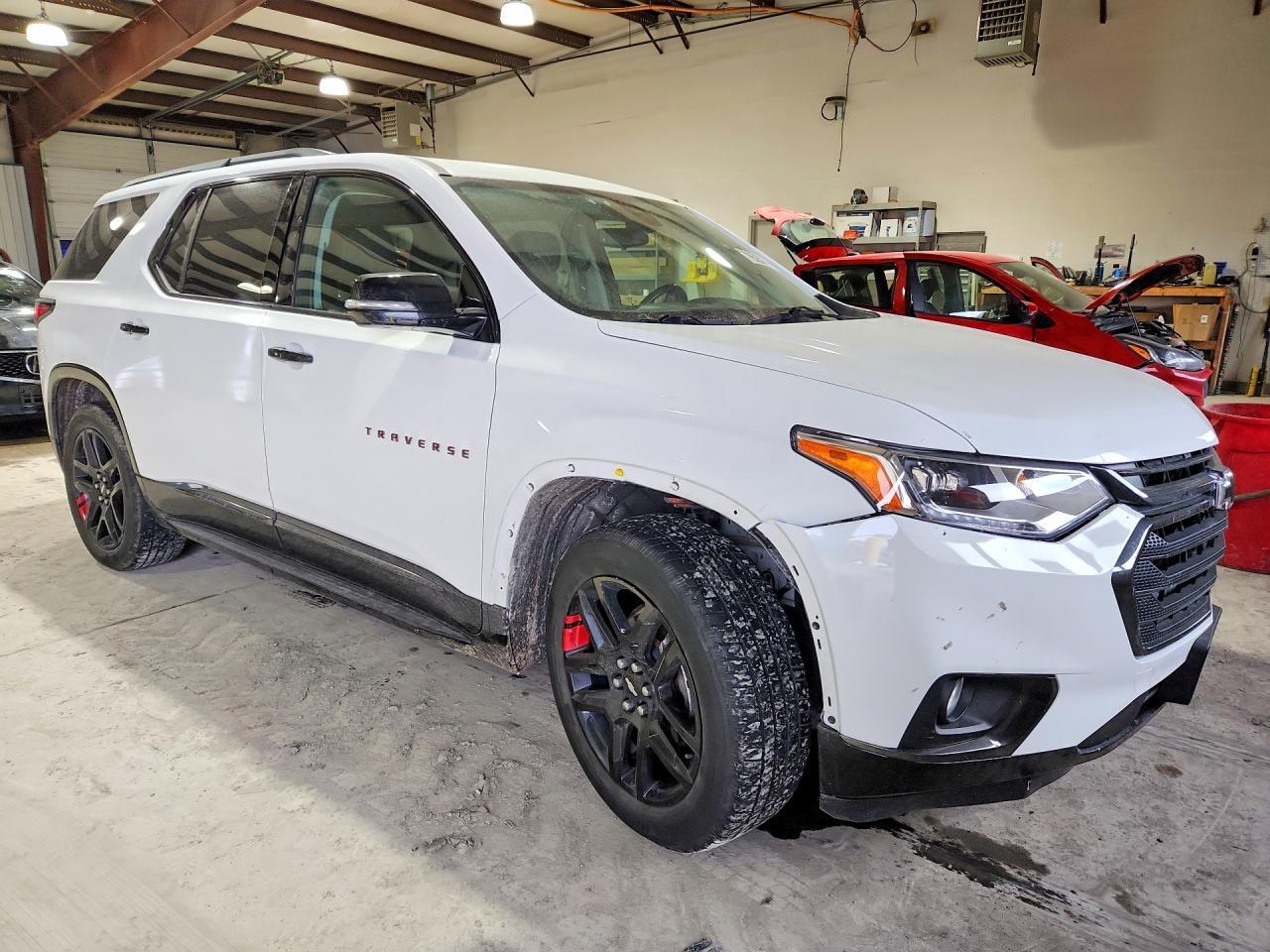 2019 Chevrolet Traverse Premier - Image 4