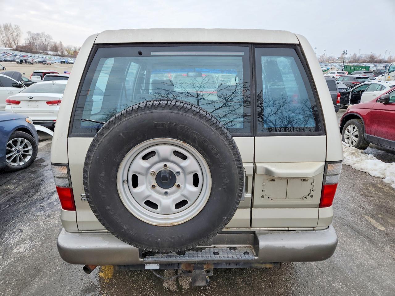 2000 Isuzu Trooper S - Фото 6