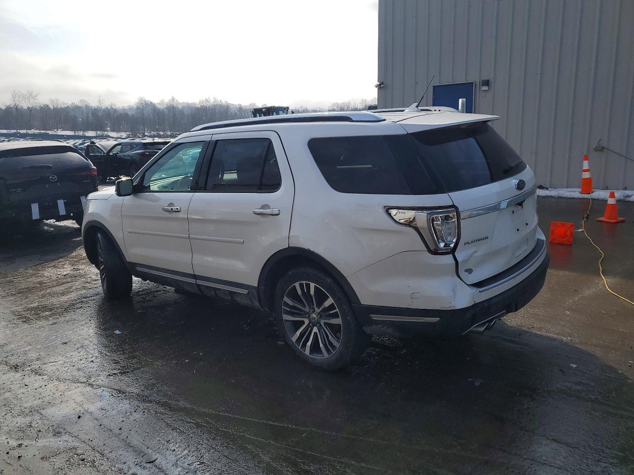 2018 Ford Explorer Platinum - Фото 2