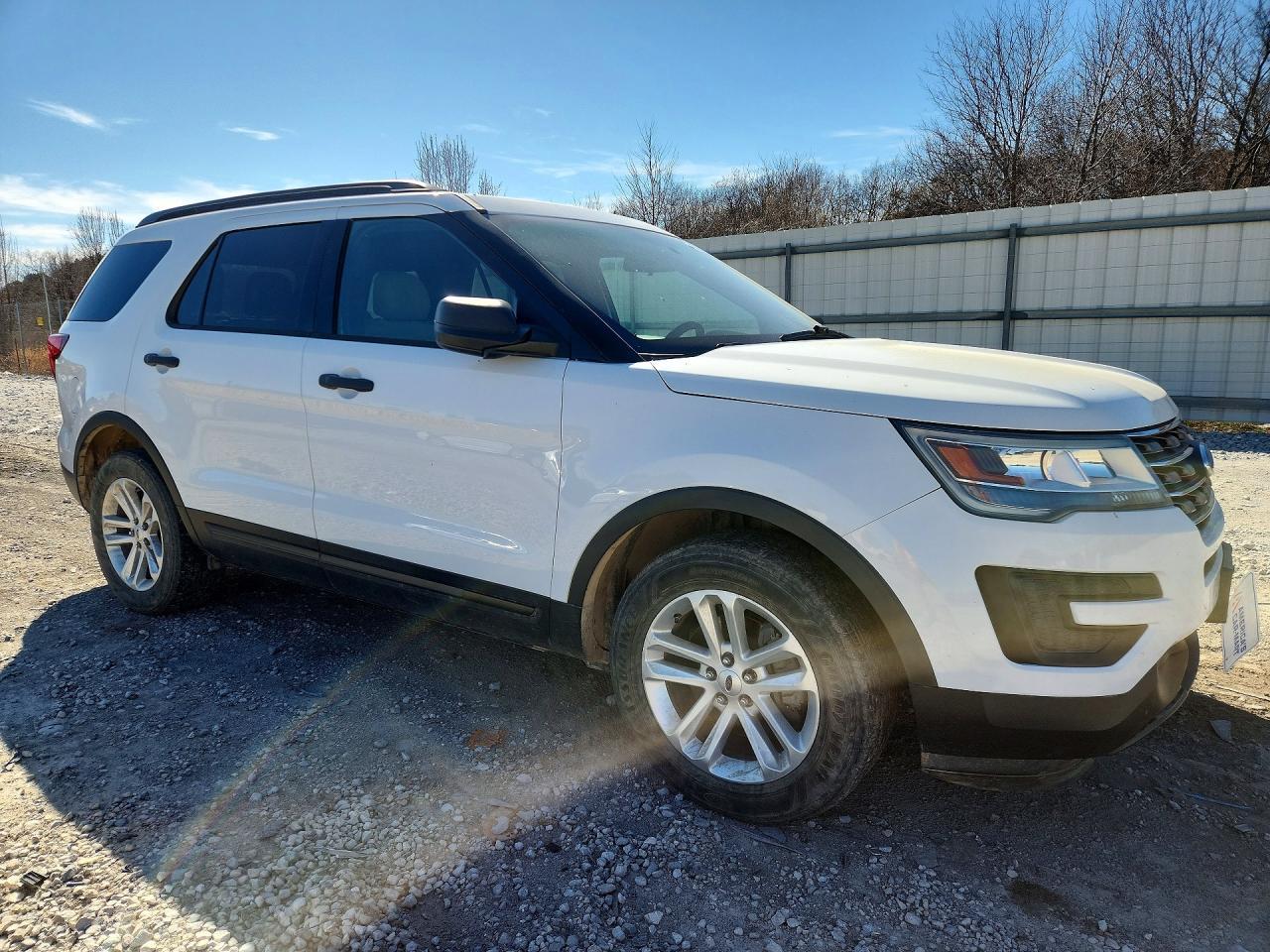 2017 Ford Explorer - Image 4