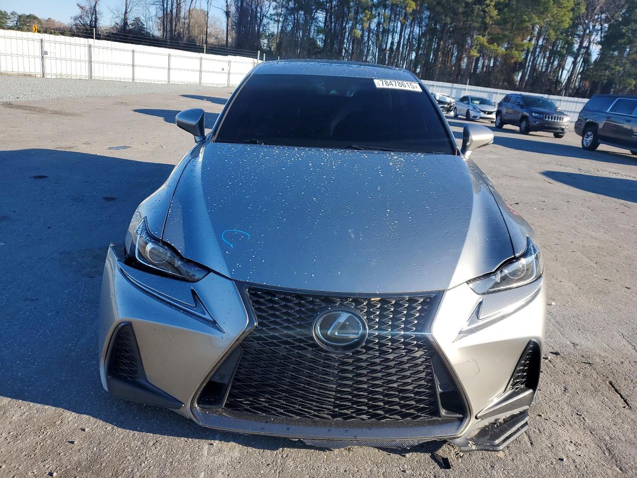 2019 Lexus Is 300 - Image 5