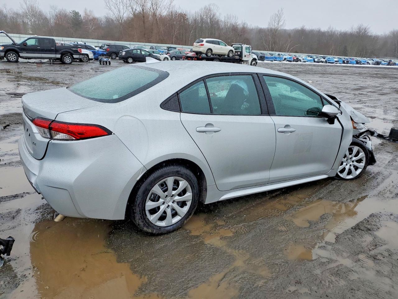 2024 Toyota Corolla Le - Фото 3
