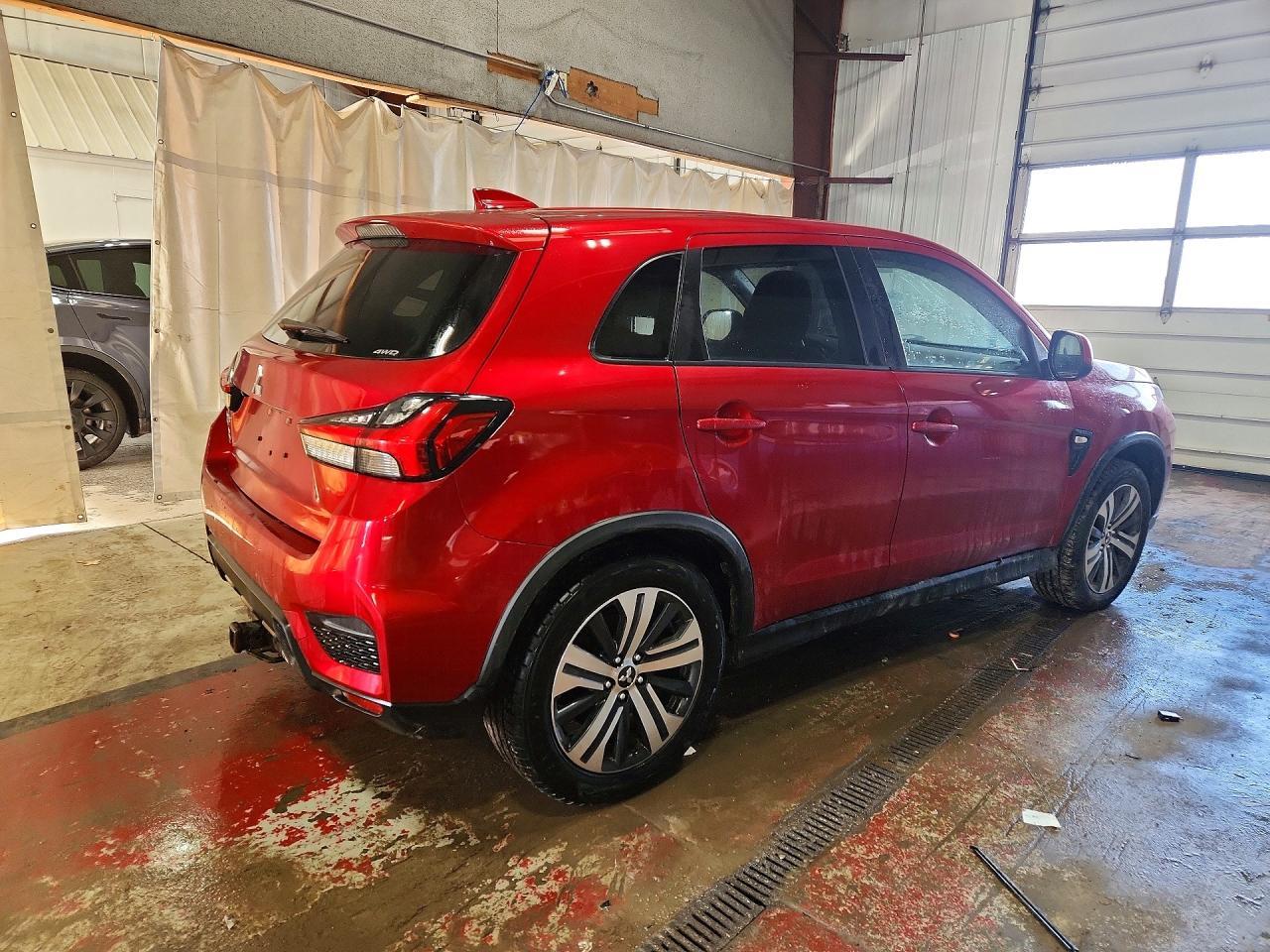 2020 Mitsubishi Outlander Sport Es - Фото 3