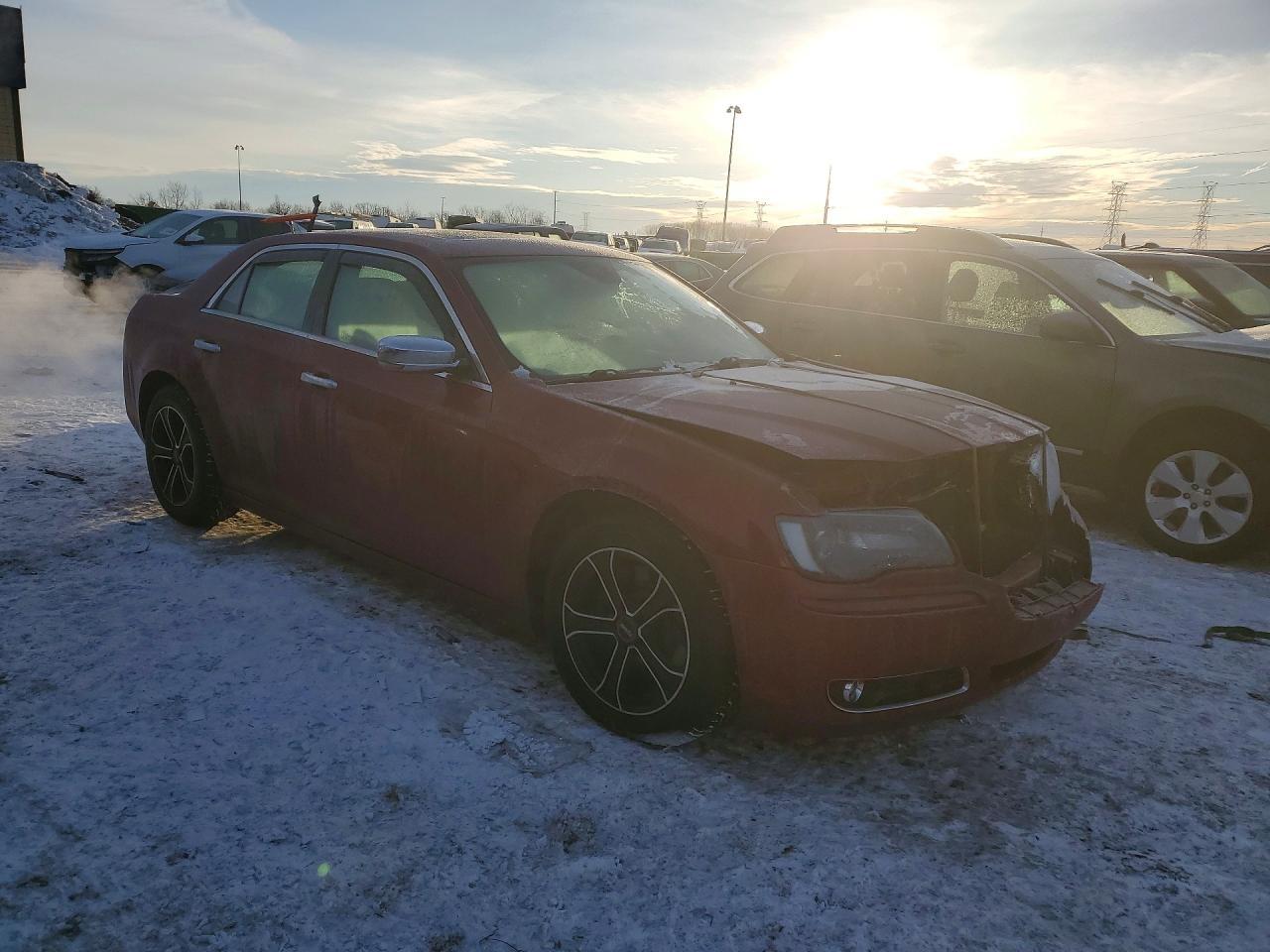 2014 Chrysler 300C - Image 4
