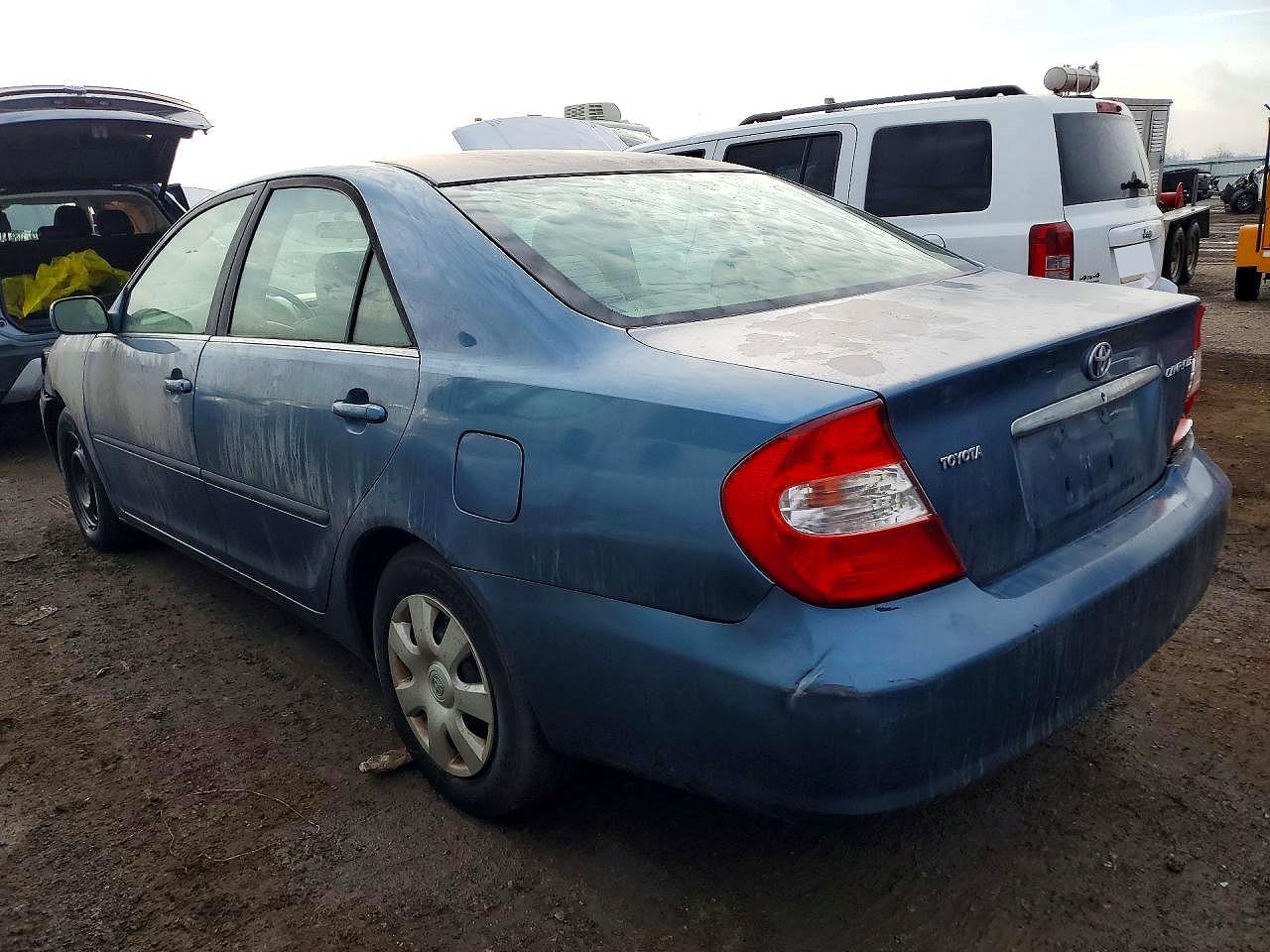 2004 Toyota Camry - Фото 2