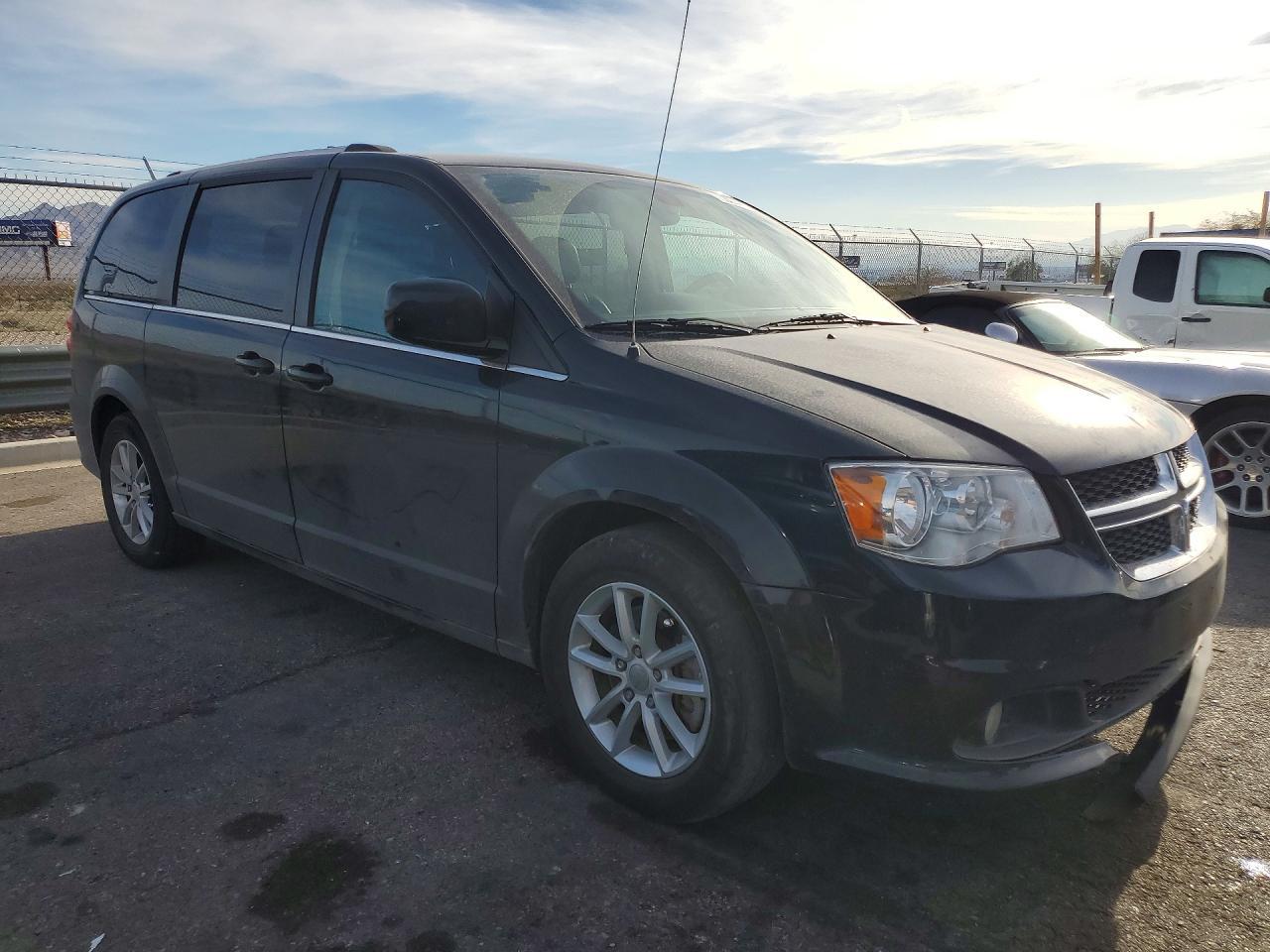 2019 Dodge Grand Caravan Sxt - Image 4