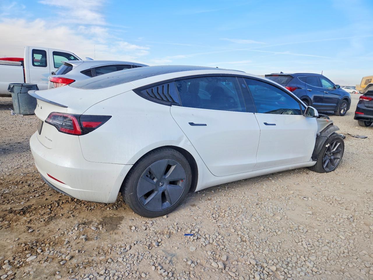 2021 Tesla Model 3 - Фото 3