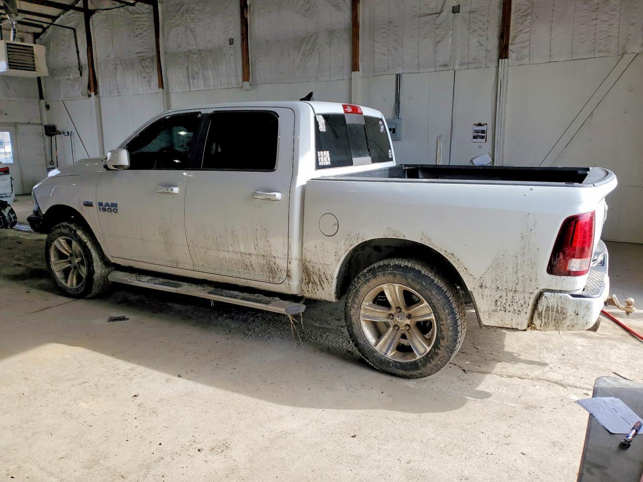 2015 Ram 1500 Sport - Фото 3
