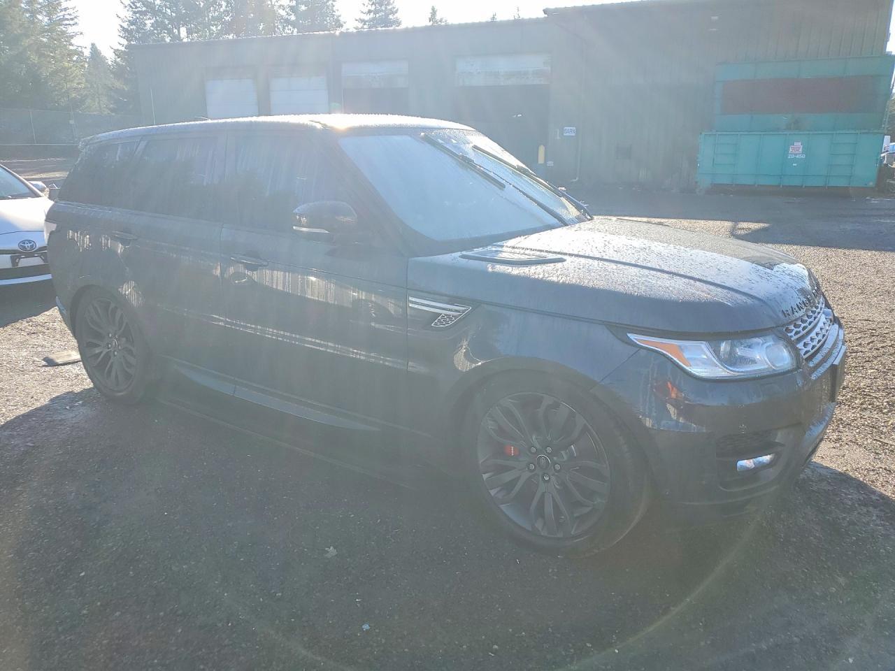2017 Land Rover Range Rover Sport 5.0L V8 Supercharged/5.0L V8 Supercharged Dynamic - Фото 4
