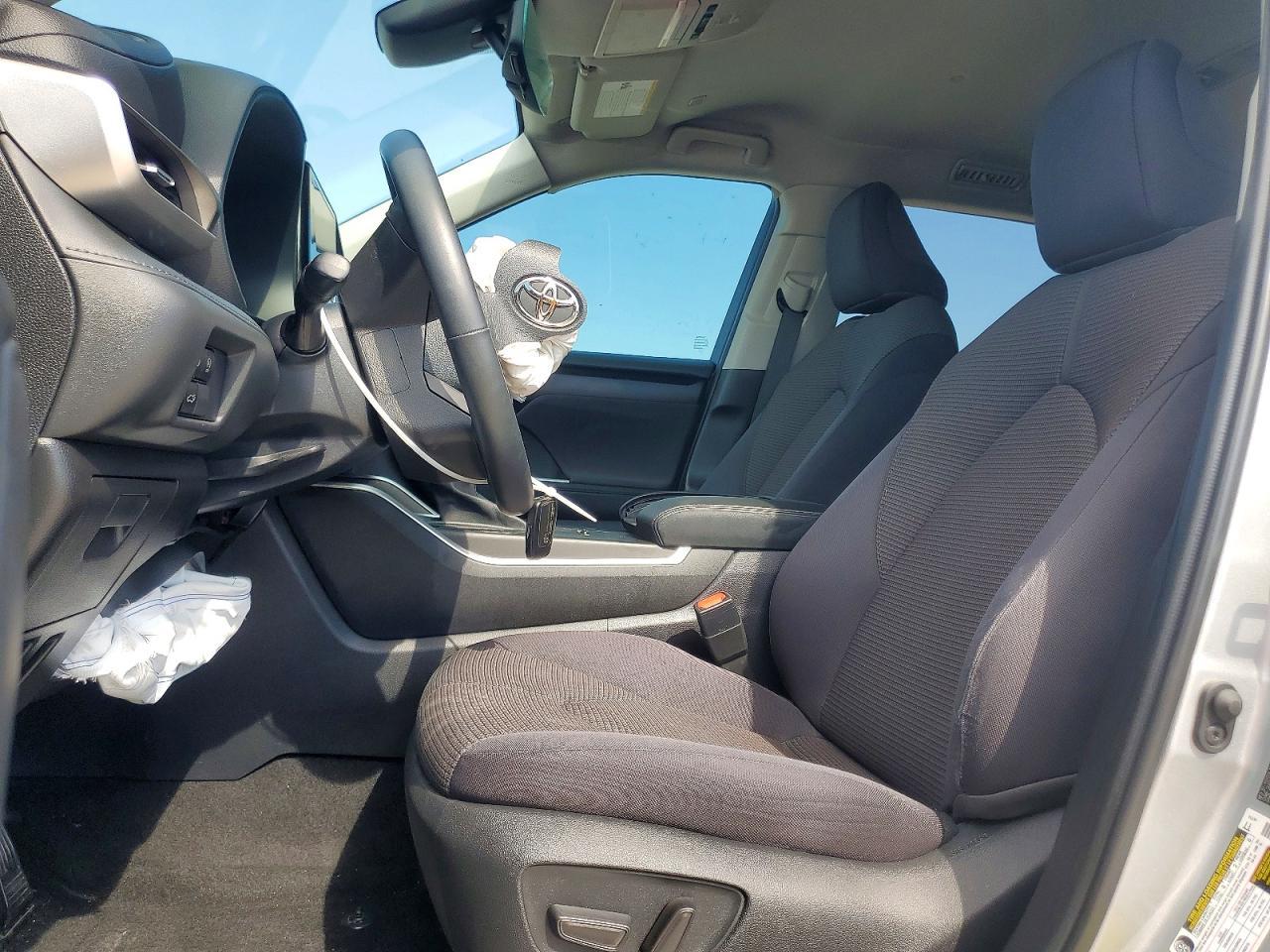 2023 Toyota Highlander L - Фото 7