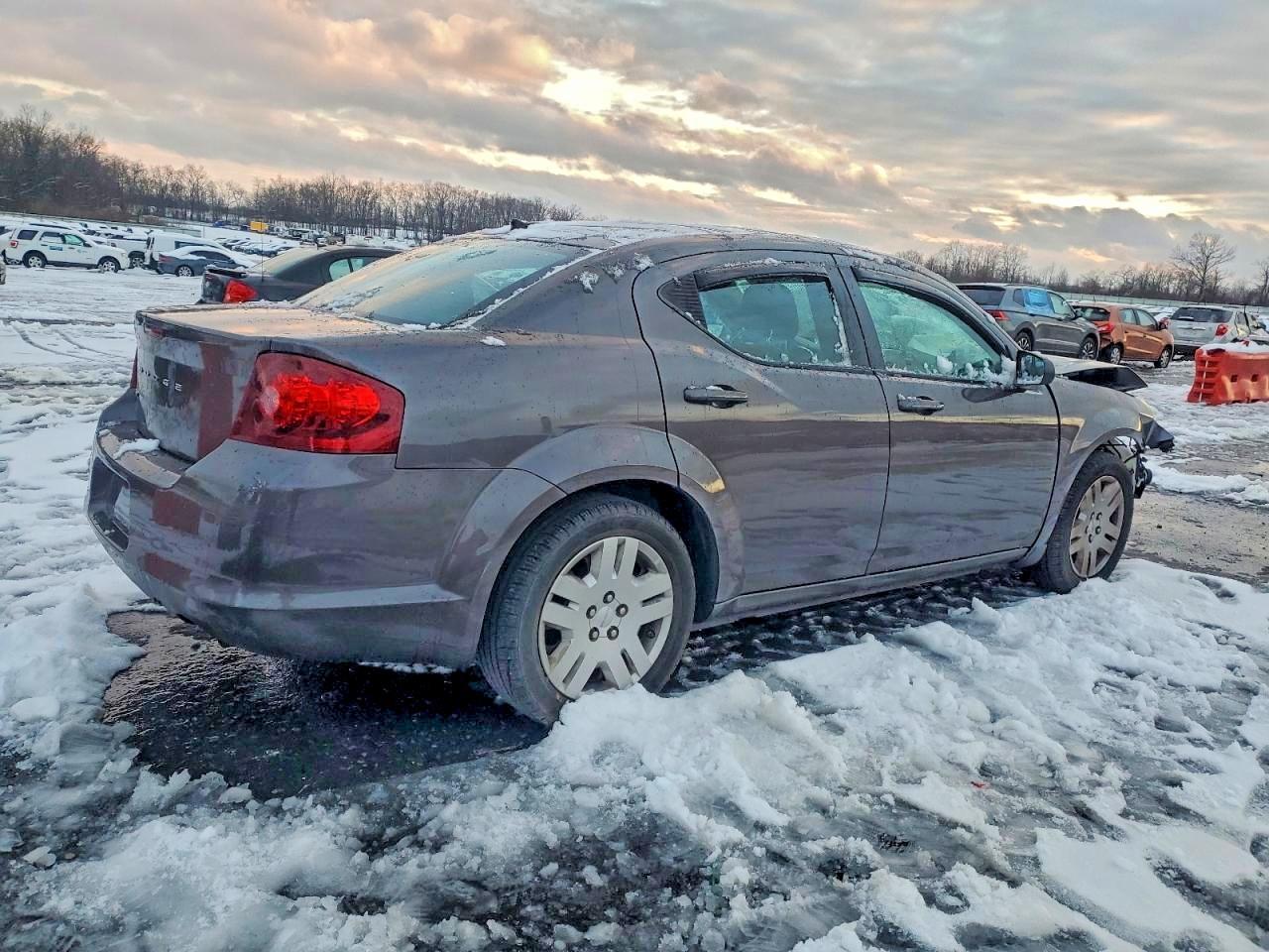 2014 Dodge Avenger Se - Фото 3