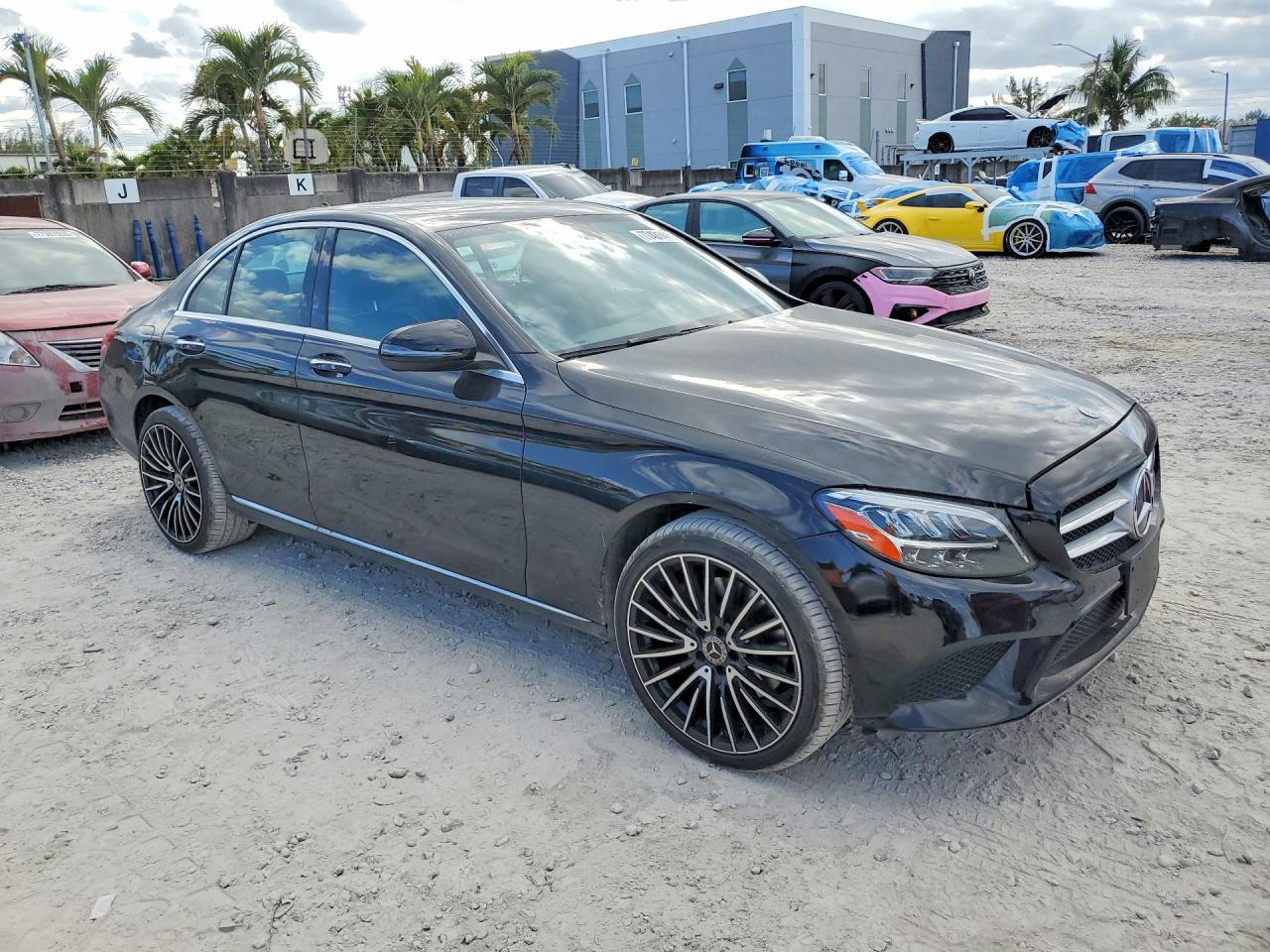 2019 Mercedes-Benz C 300 4Matic - Image 4