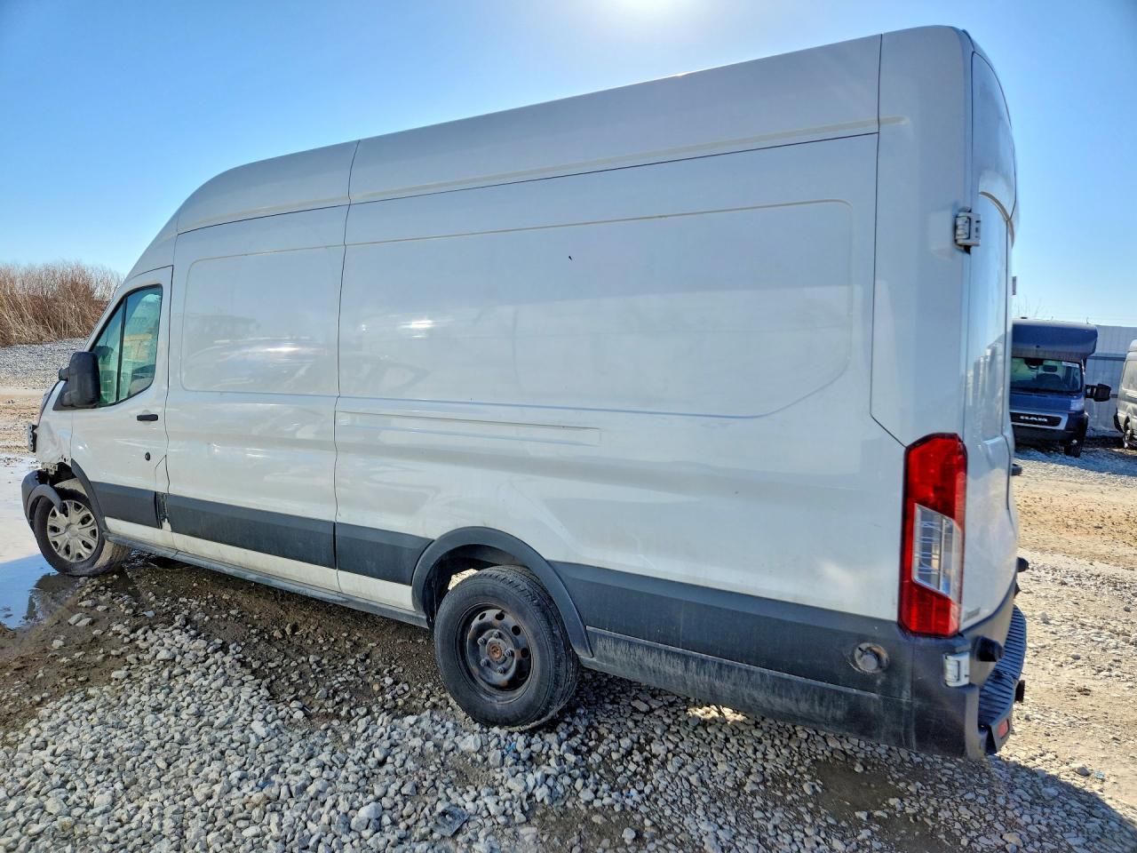 2015 Ford Transit T-350 Utility / Service Van - Фото 2