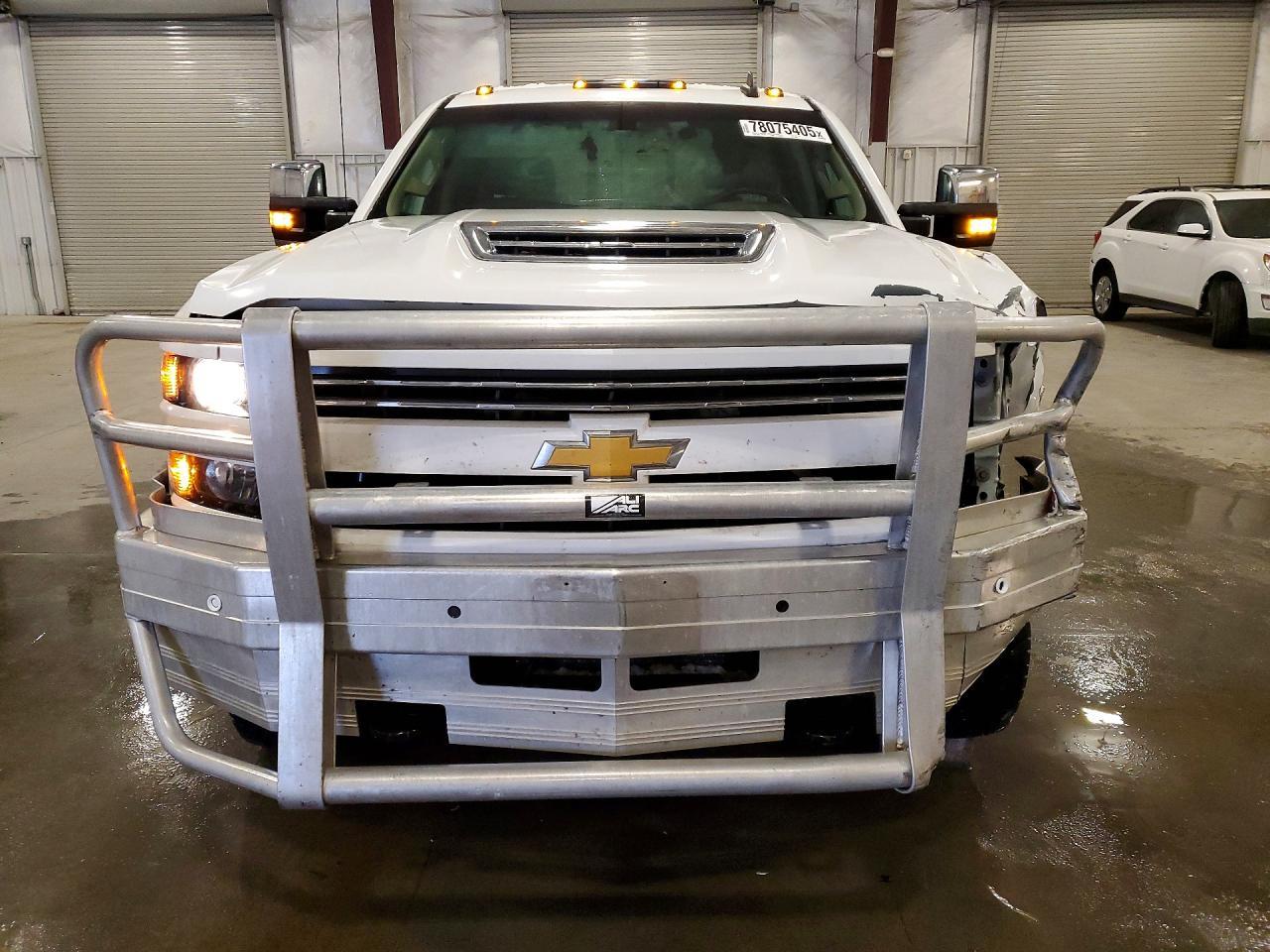 2017 Chevrolet Silverado K3500 Ltz - Фото 5