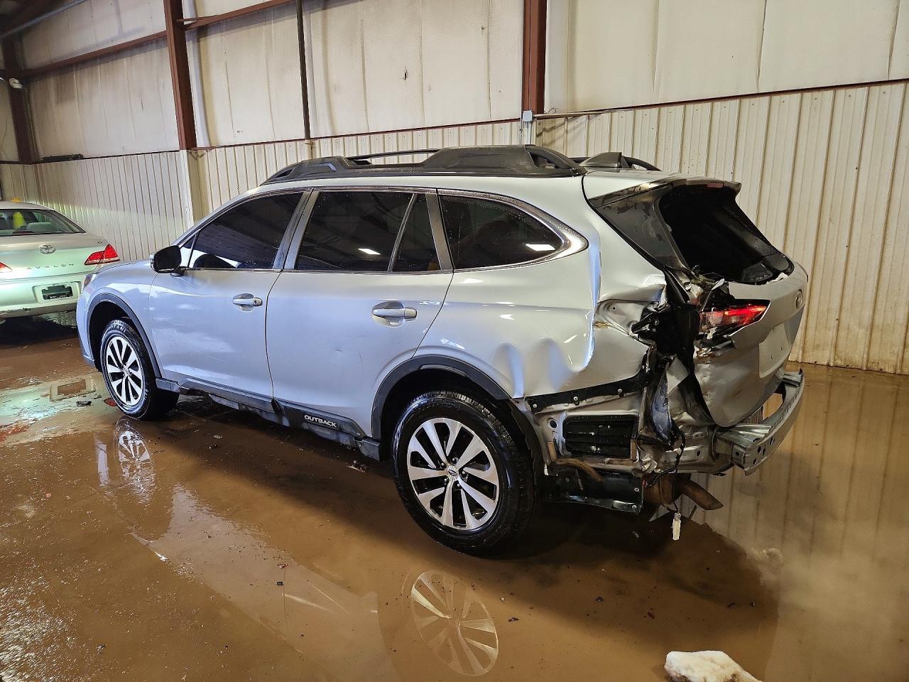 2022 Subaru Outback - Фото 2