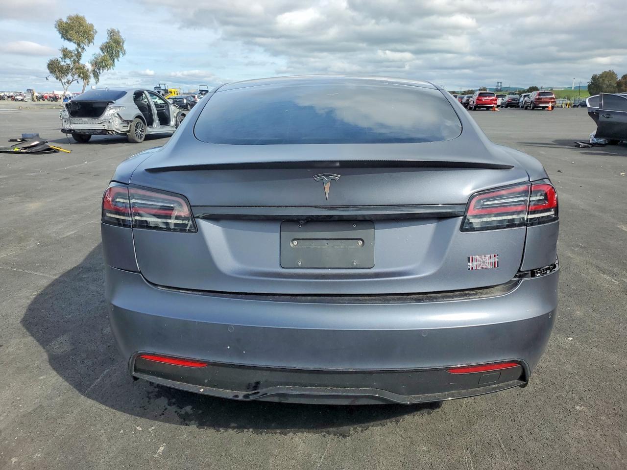 2023 Tesla Model S - Image 6